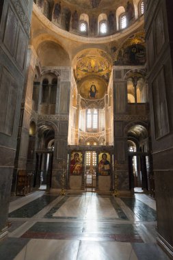 DİSTOMO, GREECE - 30 Ekim 2015: Hosios Loukas manastırı, Orta Bizans mimarisinin en önemli eserlerinden biri ve UNESCO Dünya Mirası Bölgesi