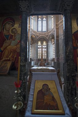 DİSTOMO, GREECE - 30 Ekim 2015: Hosios Loukas manastırı, Orta Bizans mimarisinin en önemli eserlerinden biri ve UNESCO Dünya Mirası Bölgesi,