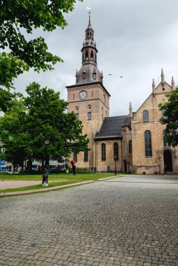Oslo Katedrali, Oslo Piskoposluk Kilisesi 'nin yanı sıra Oslo şehir merkezindeki kilise..