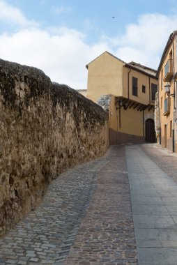 İspanya 'nın Zamora şehrinin tipik tarihi bir köşesi.