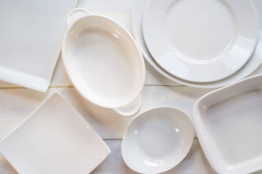 Beyaz arkaplanda tablo yazılımı, kapat