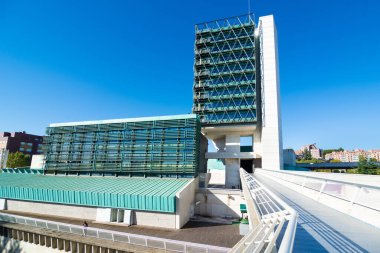 28 Ekim 2016 'da eski bir un değirmenine dayanan ve bir müze ve sembolik bir mimari parçası olarak açıldı.