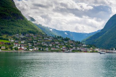 Aurlandskoen. Norveç, Sognefjord 'a yelken açmak