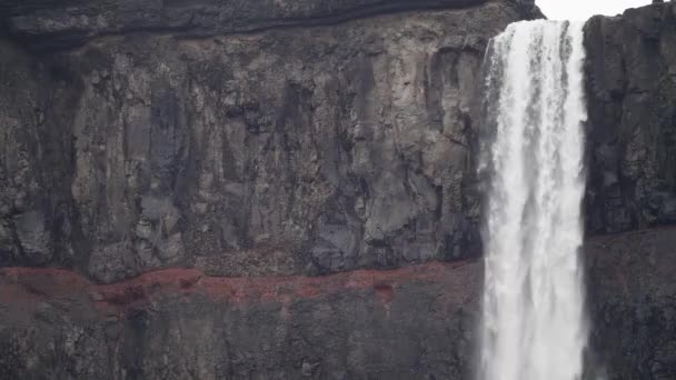 Loopable Wasserfall Super Zeitlupe Weitschuss — Stockvideo