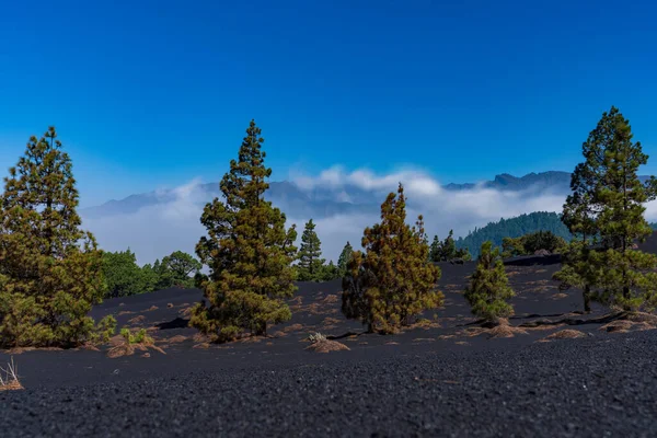 Długa Ekspozycja Chmur Nad Kalderą Taburiente Palma Podłożem Pokrytym Popiołem — Zdjęcie stockowe