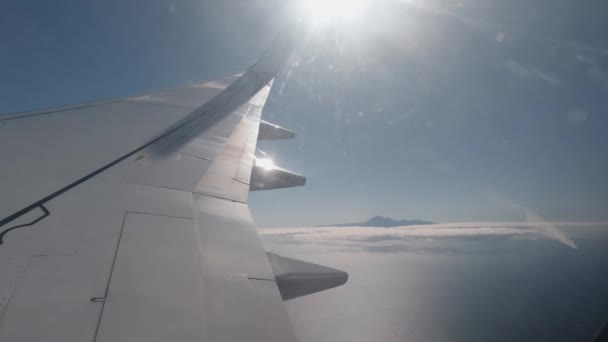 Jet Wing Teide Vulkán Háttérben Fényes Nap Szöveges Tér — Stock videók