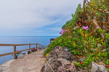 Puntagorda, La Palma 'daki marinaya uzun süre mesaj yoluyla git