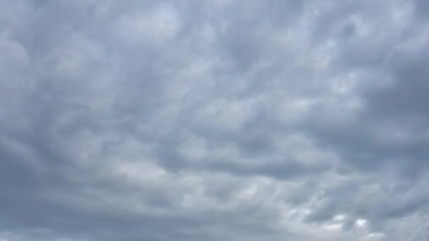Timelapse Szybkich Chmur Cumulus Przesuwających Się Dołu Lewo Góry Prawo — Wideo stockowe