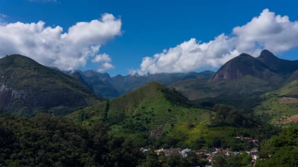 Assista Como Montanhas Petrópolis Ganham Vida Neste Vídeo Time Lapse — Vídeo de Stock