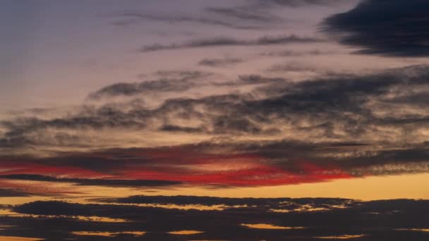 Prachtige Schemering Uitzicht Hemel Met Blauwe Oranje Wolken Langzaam Dimmen — Stockvideo