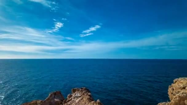 Cronologia Uimitoare Surprinde Progresul Ocean Stânci Culminând Peșteră Naturală Mării — Videoclip de stoc