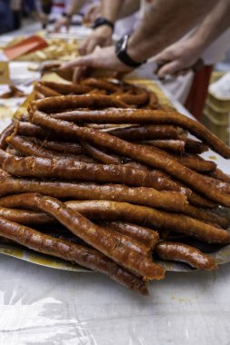 Kızarmış domuz eti, geleneksel festival.