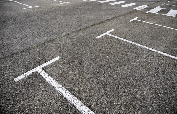 Линии Парковок Парковках Общего Пользования Дорожные Знаки — стоковое фото