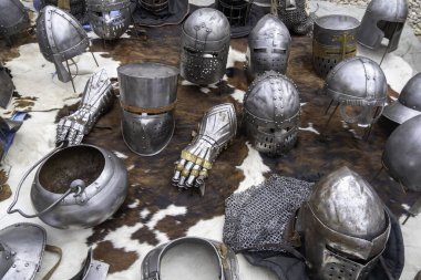 Ortaçağ savaşları ve tarih için antik koruma detayları