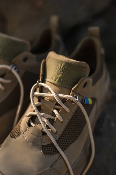 Sapatos Trekking Com Bandeira Ucraniana Calçado Militar Sapatilhas Para Terreno — Fotografia de Stock