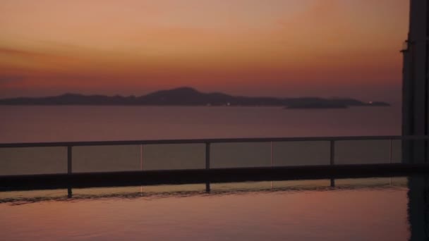 Piękny Zachód Słońca Morzu Widok Basenu Wysokiej Jakości Materiał — Wideo stockowe