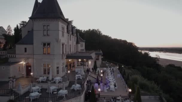 Bruiloft Het Kasteel Frankrijk Uitzicht Van Bovenaf Europa Oude Architectuur — Stockvideo