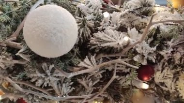 Almanya 'daki bir mağazada yılbaşı süsü.