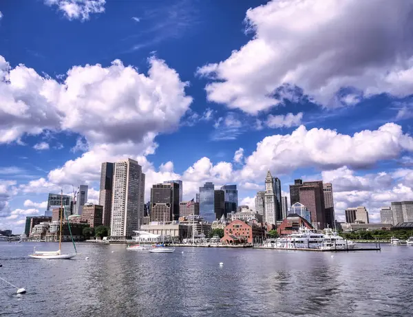 波士顿 麻萨诸塞州 波士顿海港的天际线 图库图片