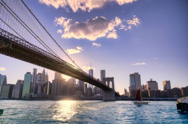 Brooklyn, New York 'tan New York City silueti.