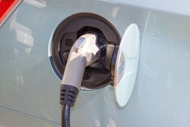 MONTPELIER, VERMONT, ABD - 3 Ekim 2013: Electric Car Charge Point Network şarj istasyonu Vermont Capital Montpelier Vermont