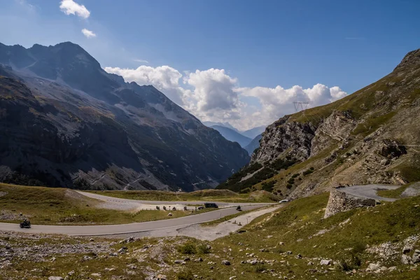 Berglandweg Stelvio Pass Alpen Rechtenvrije Stockfoto's