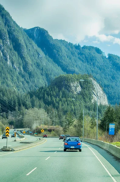 Highway Den Bergen British Columbia Kanada Stockbild