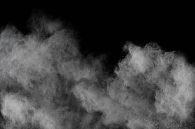 Siyah arkaplanda beyaz toz