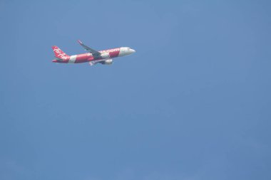 Chiangmai, Tayland - 9 Ekim 2022: HS-CBD Airbus A320-200 Thai Airasia. Chiangmai Havaalanı 'ndan Phuket' e hareket edin..