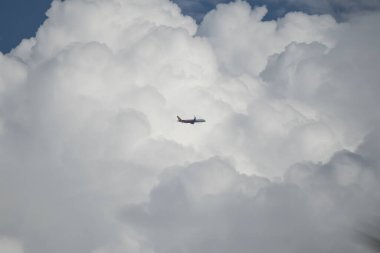 Chiangmai, Tayland - 18 Kasım 2022: VN-A670 Airbus A321-200. Chiang Mai Uluslararası Havalimanı 'ndan Ho Chi Minh Şehir Havaalanı' na hareket edin..