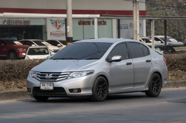 Chiangmai, Tayland - 28 Şubat 2023::: Özel Honda City Compact arabası. Japon üretici Honda tarafından üretildi. Fotoğraf 121 numaralı yolda, Chiangmai, Tayland 'a 8 km uzaklıkta..