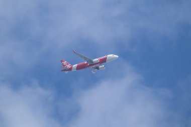 Chiangmai, Tayland - 4 Ocak 2023: HS-BBP Airbus A320-200 Thai Airasia. Chiangmai Havaalanı 'ndan Phuket' e hareket edin..