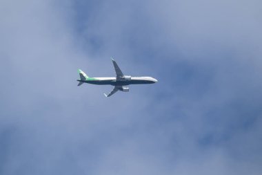 Chiangmai, Tayland - 4 Ocak 2023: B-16209 Airbus A321 EvaAir. Chiangmai Havaalanı 'ndan Taipei Tayvan' a kalkış..