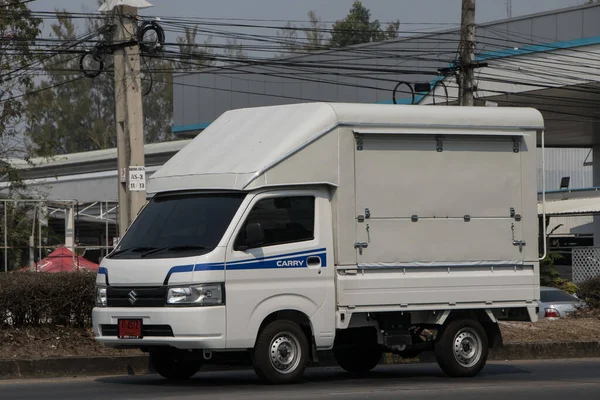 泰国清迈 2017 私人铃木进行接车 照片在道路没有 121 泰国清迈市中心约 — 图库照片