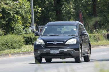 Chiangmai, Tayland - Haziran 12023: Özel araba Honda CRV City SUV Car. 1001 no 'lu yolda. Chiangmai şehrinden 18 km uzakta..