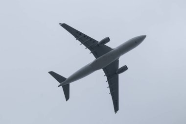 Chiangmai, Tayland - 24 Haziran 2023: Çin Doğu Havayolları B-5902 Airbus A330-200. Chiangmai Havaalanı 'ndan Şangay' a kalkış..