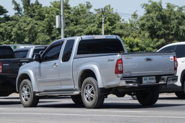 Chiangmai, Tayland - Haziran 12023: Er Isuzu Dmax kamyonet. 1001 no 'lu yolda. Chiangmai şehrinden 18 km uzakta..