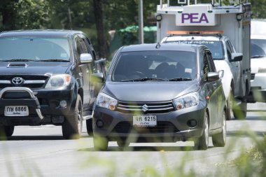 Chiangmai, Tayland - Haziran 12023: Özel Eko arabası, Suzuki Kereviz. Fotoğraf 121 no 'lu yolda, Chiangmai, Tayland şehir merkezinden yaklaşık 8 km uzaklıkta..