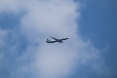 Chiangmai, Tayland - 20 Haziran 2023: B-16226 Airbus A321 EvaAir. Chiangmai Havaalanı 'ndan Taipei Tayvan' a kalkış..