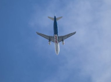 Chiangmai, Tayland - 22 Haziran 2023: HS-ABX Airbus A320-200 Thai Airasia. Chiangmai Havaalanı 'ndan Phuket' e hareket edin..