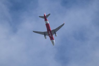 Chiangmai, Tayland - 22 Haziran 2023: HS-BBE Airbus A320-200 Thai Airasia. Chiangmai Havaalanı 'ndan Phuket' e hareket edin..