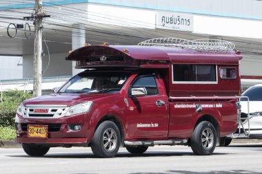 Chiangmai, Tayland - 8 Eylül 2023 Kırmızı Taksi Chiang Mai. Şehirde ve civarda hizmet veriyor. 1001 no 'lu yolda. Chiangmai İş Alanından 18 km uzakta..