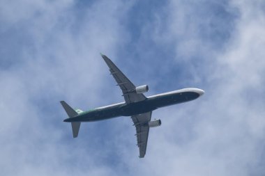 Chiangmai, Tayland - 2 Ekim 2023: B-16226 Airbus A321, EvaAir. Chiangmai Havaalanı 'ndan Taipei Tayvan' a kalkış..