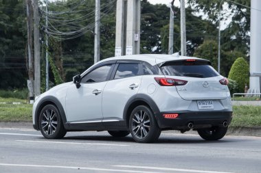 Chiangmai, Tayland - 8 Eylül 2023: özel araba, Mazda CX-3, cx3. Fotoğraf 121 no 'lu yolda, Chiangmai, Tayland şehir merkezinden yaklaşık 8 km uzaklıkta..