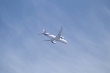 Chiangmai, Tayland - 12 Kasım 2023: Boeing 787-8 HS-TQF Tayland hava yolu.