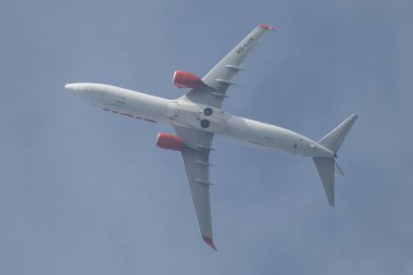 Chiangmai, Tayland - 30 Kasım 2023: HS-LVK Boeing 737-900ER Tayland Lionair Havayolları. Chiangmai havaalanından Bangkok 'a hareket et..