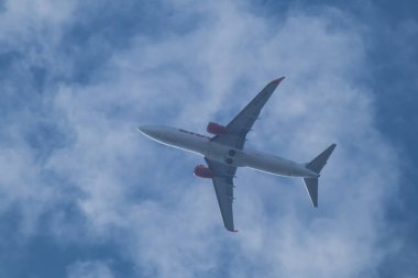 Chiangmai, Tayland - 6 Ocak 2024: HS-LGO Boeing 737-800 Tayland Lionair Havayolları. Chiangmai havaalanından Bangkok 'a hareket et..
