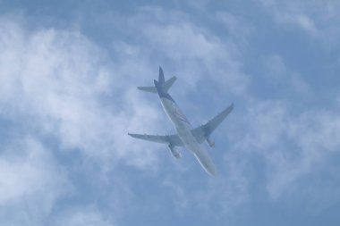 Chiangmai, Tayland - 22 Mayıs 2024: HS-TXD Airbus A320-200 Thai Smile Airway. Chiangmai havaalanından Bangkok Suvarnabhumi 'ye hareket et..