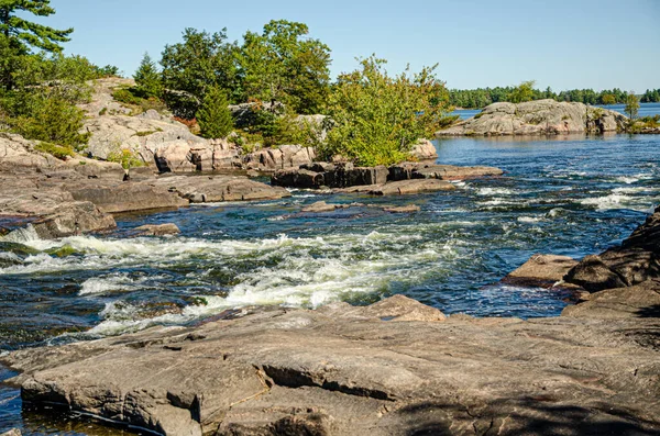 Burleigh Falls Koruma Alanı, Selwyn County, Ontario, Kanada. Yüksek kalite fotoğraf