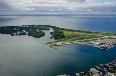 CN Kulesi 'nden muhteşem bir manzara. Toronto mu? Ontario, Kanada. Yüksek kalite fotoğraf